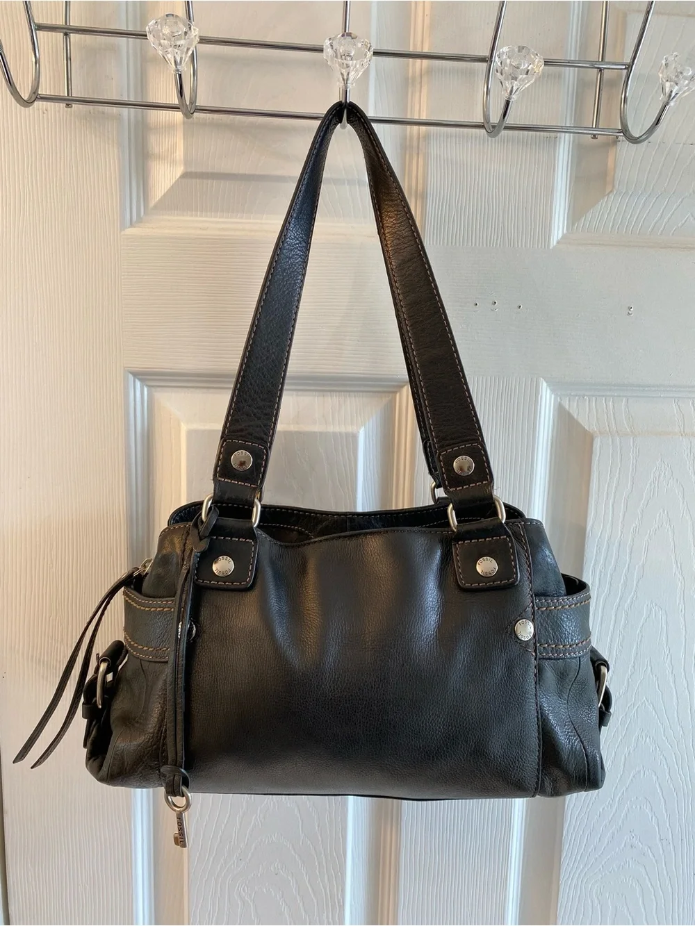 Vintage Fossil Satchel great condition clean interior medium size real leather